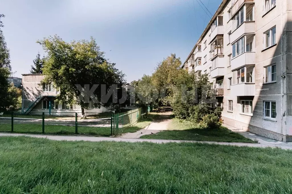 Комната Новосибирская область, Новосибирск ул. Толбухина, 37 (22.4 м) - Фото 0