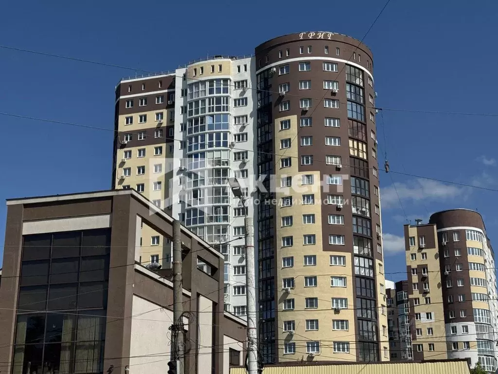 3-к кв. Ивановская область, Иваново ул. 10 Августа, 85 (98.0 м) - Фото 0