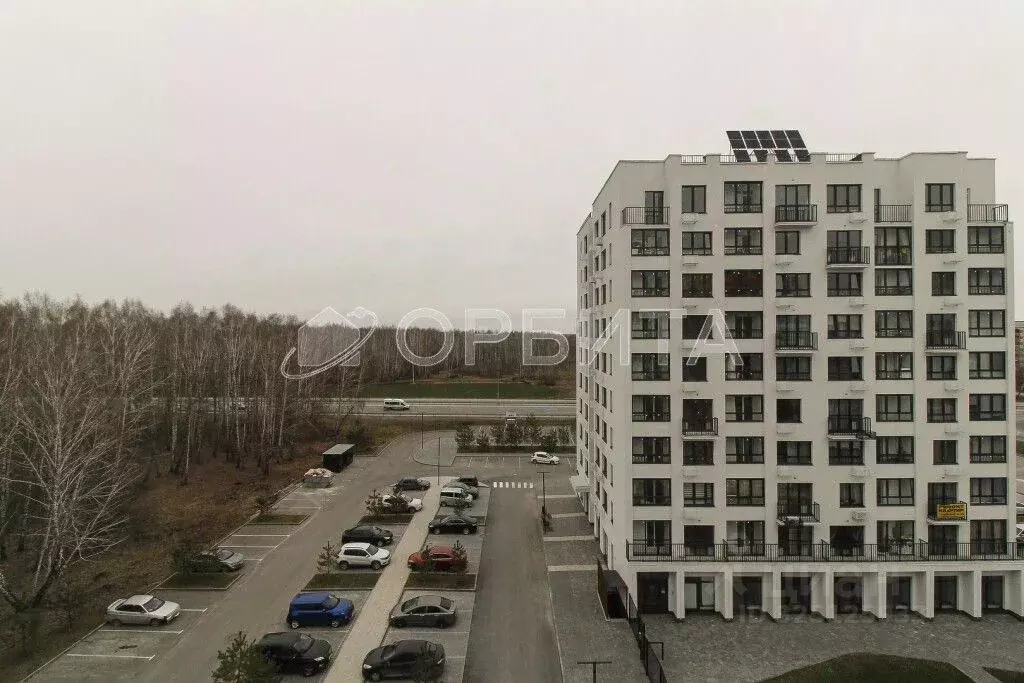 2-к кв. Тюменская область, Тюмень ул. Анатолия Клиндюка, 2 (65.4 м) - Фото 2