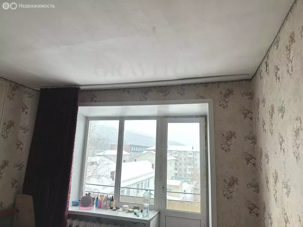 2-комнатная квартира: Горно-Алтайск, улица Григория Чорос-Гуркина, 41 ... - Фото 2