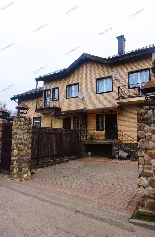 Таунхаус в Московская область, Наро-Фоминский городской округ, д. ... - Фото 1