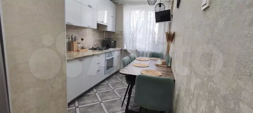 3-к. квартира, 61,3 м, 2/5 эт. - Фото 0