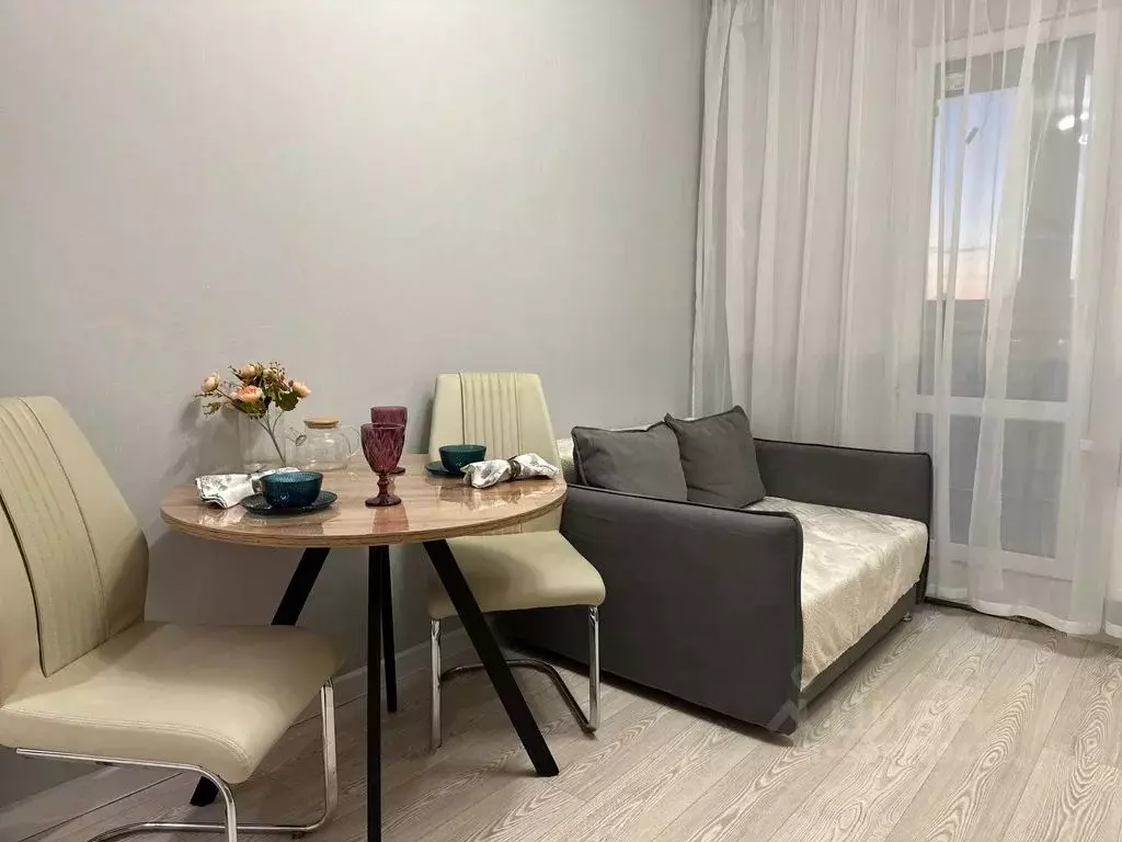 1-к кв. Тюменская область, Тюмень ул. Тимофея Кармацкого, 11 (35.0 м) - Фото 2