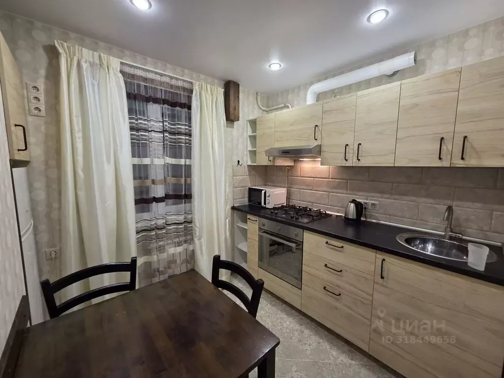 1-к кв. Краснодарский край, Сочи Гагарина мкр, бул. Цветной, 36 (36.0 ... - Фото 0
