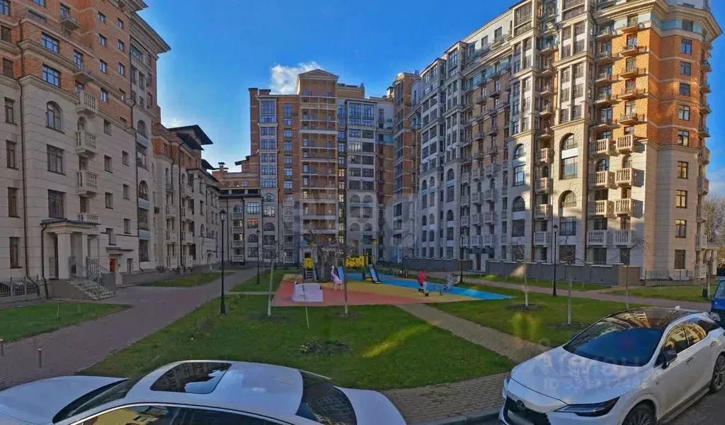 3-к кв. Московская область, Одинцовский городской округ, с. Лайково, ... - Фото 1