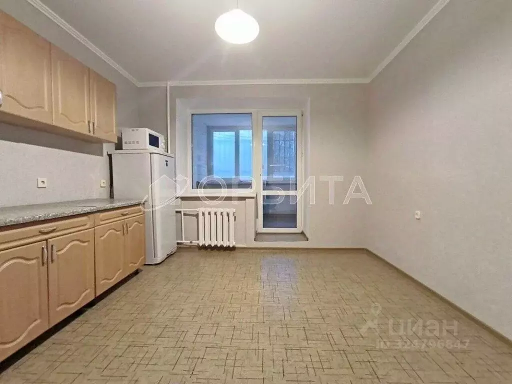 1-к кв. Тюменская область, Тюмень ул. Демьяна Бедного, 83к1 (49.8 м) - Фото 1