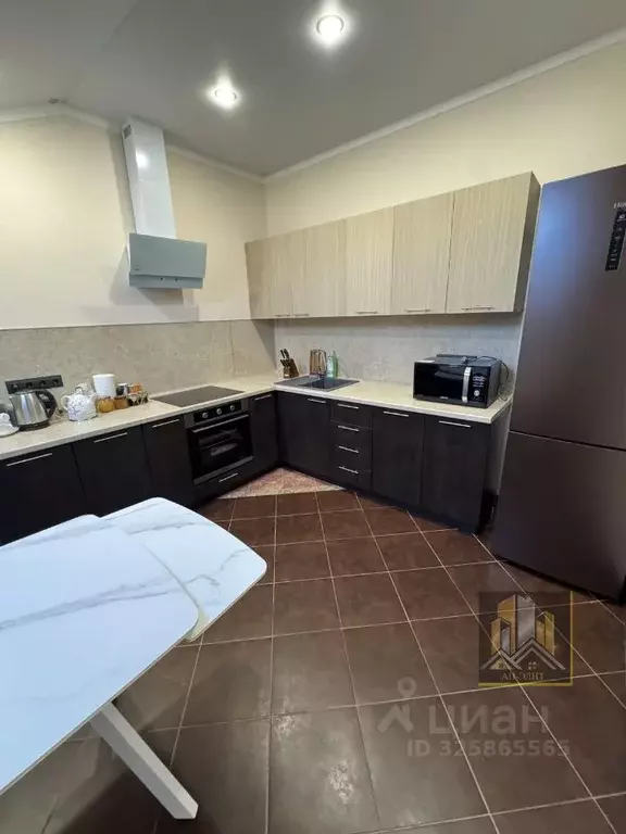 3-к кв. Татарстан, Казань ул. Шигабутдина Марджани, 22 (103.0 м) - Фото 2