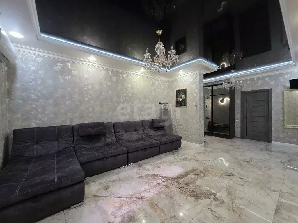 3-к кв. Калужская область, Калуга ул. Чичерина, 19 (81.5 м) - Фото 1