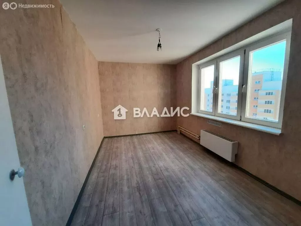 3-комнатная квартира: Тобольск, микрорайон Центральный, 24 (77.4 м) - Фото 1