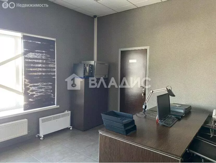 Помещение свободного назначения (3738 м) - Фото 1