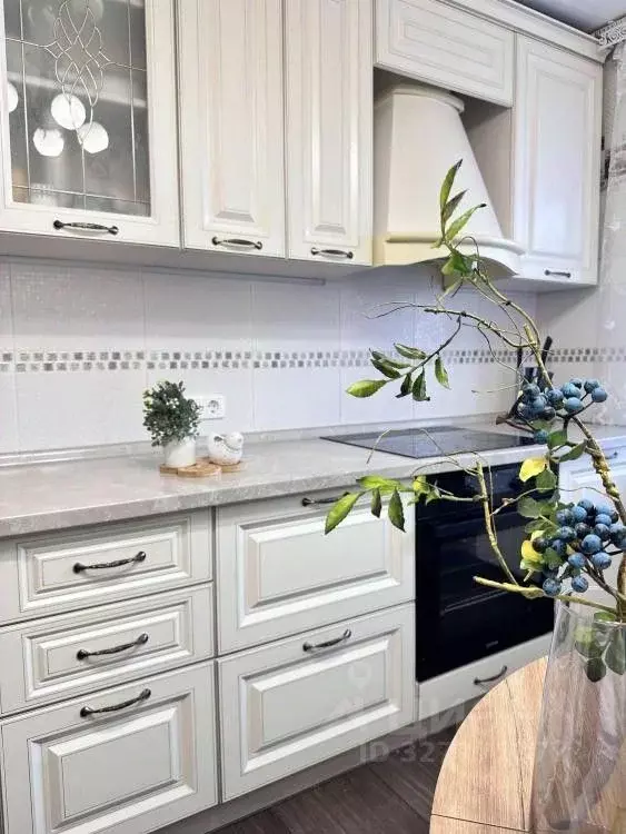 3-к кв. Иркутская область, Иркутск ул. Шмидта, 20 (69.0 м) - Фото 1