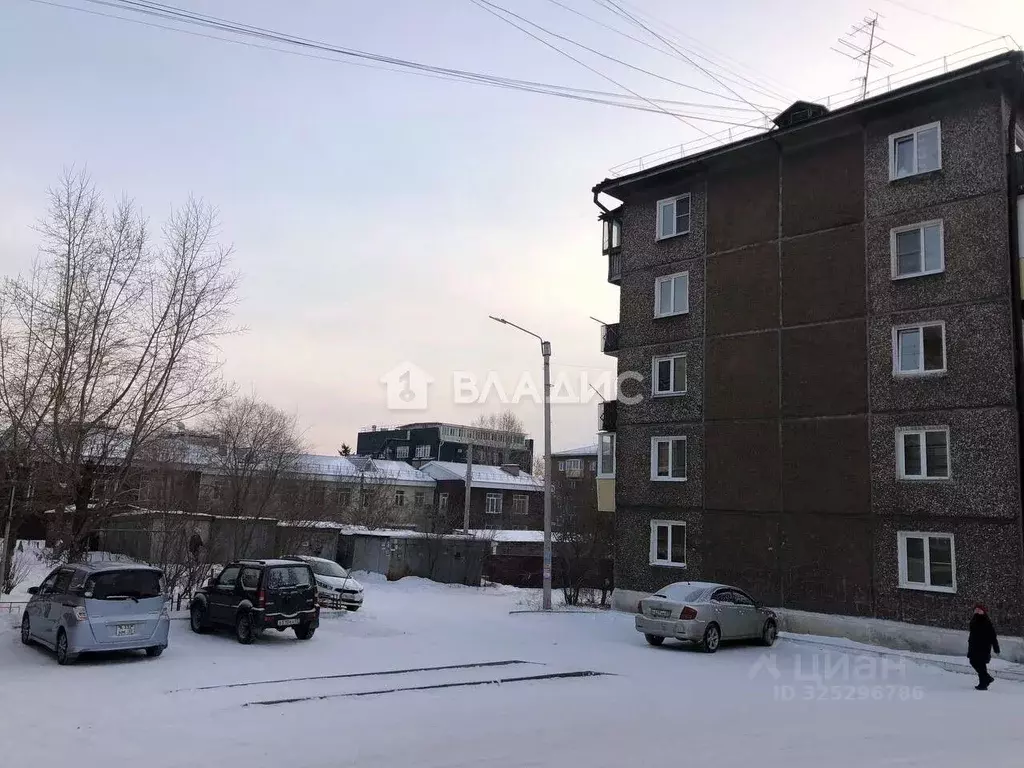 2-к кв. Бурятия, Улан-Удэ ул. Рылеева, 3 (41.4 м) - Фото 1