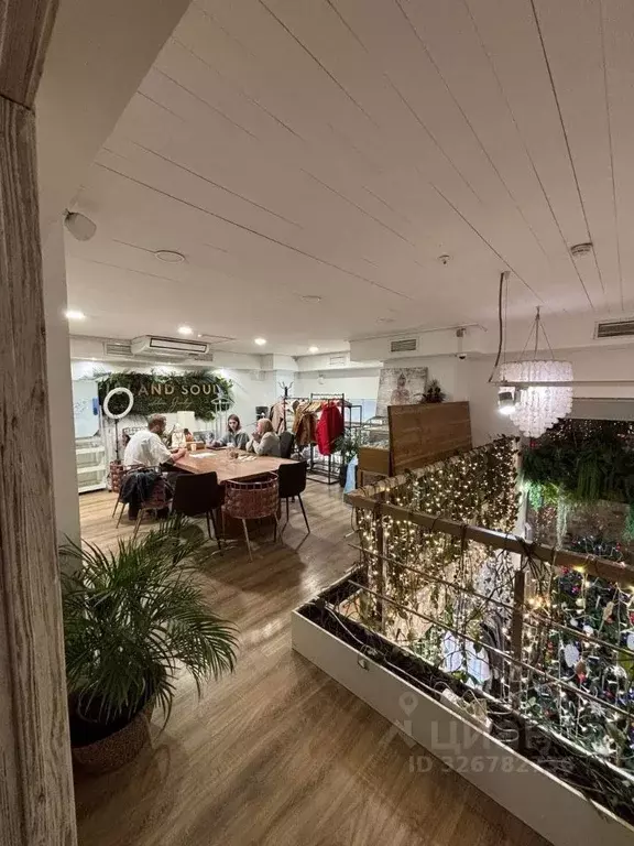 Помещение свободного назначения в Москва Садовая-Черногрязская ул., ... - Фото 1