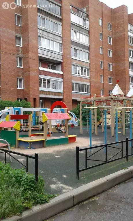 3-комнатная квартира: Кронштадт, Кронштадтское шоссе, 10к2 (68.9 м) - Фото 1