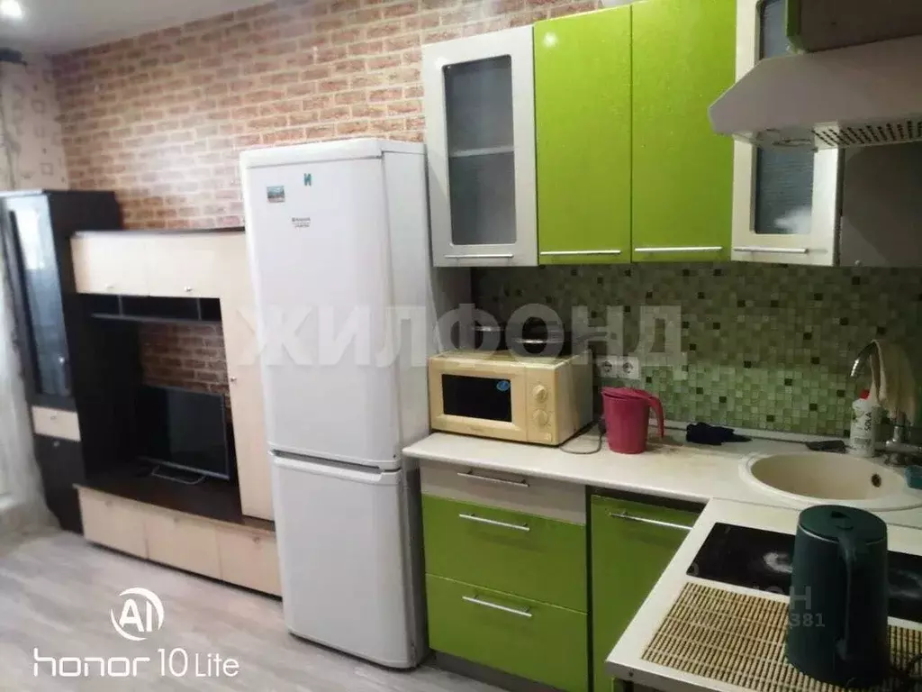 Студия Новосибирская область, Новосибирск ул. Виктора Уса, 7 (19.0 м) - Фото 0