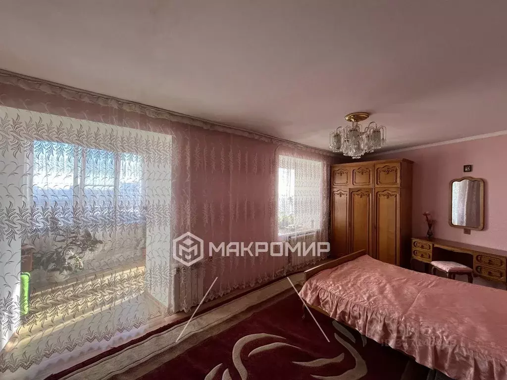 4-к кв. Челябинская область, Челябинск ул. Овчинникова, 6 (89.3 м) - Фото 1