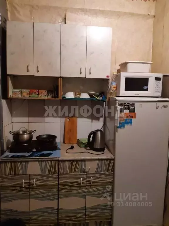Комната Новосибирская область, Новосибирск ул. Ватутина, 4 (17.0 м) - Фото 1