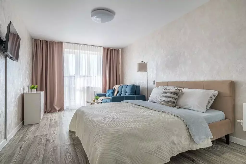 1-к кв. Свердловская область, Екатеринбург бул. Сиреневый, 8 (43.0 м) - Фото 1