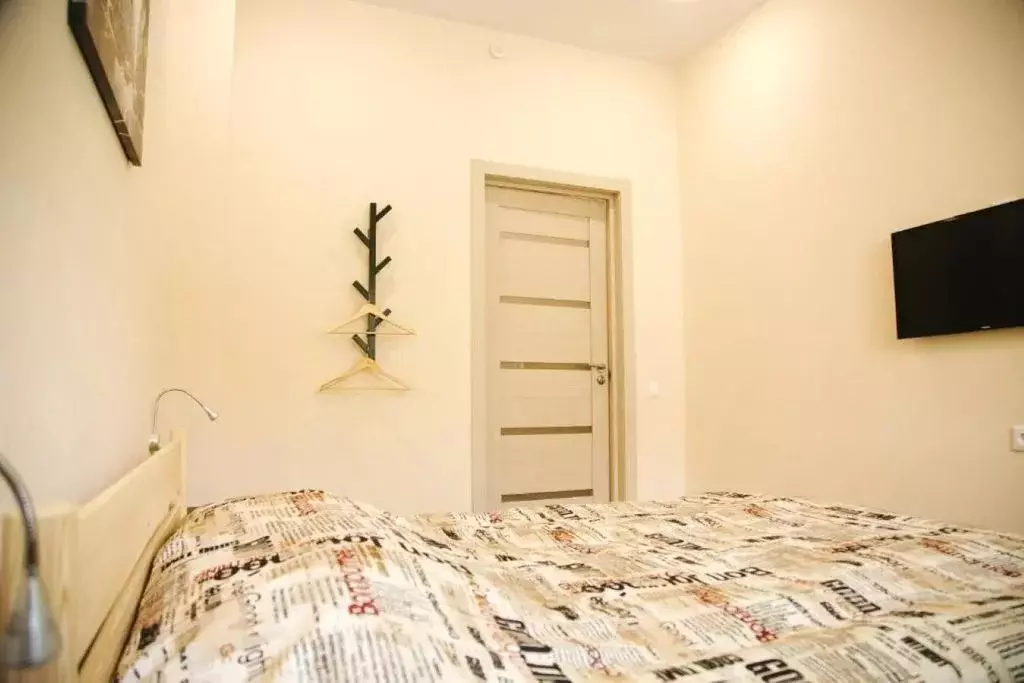 Комната Тюменская область, Тюмень Миусская ул., 8 - Фото 1