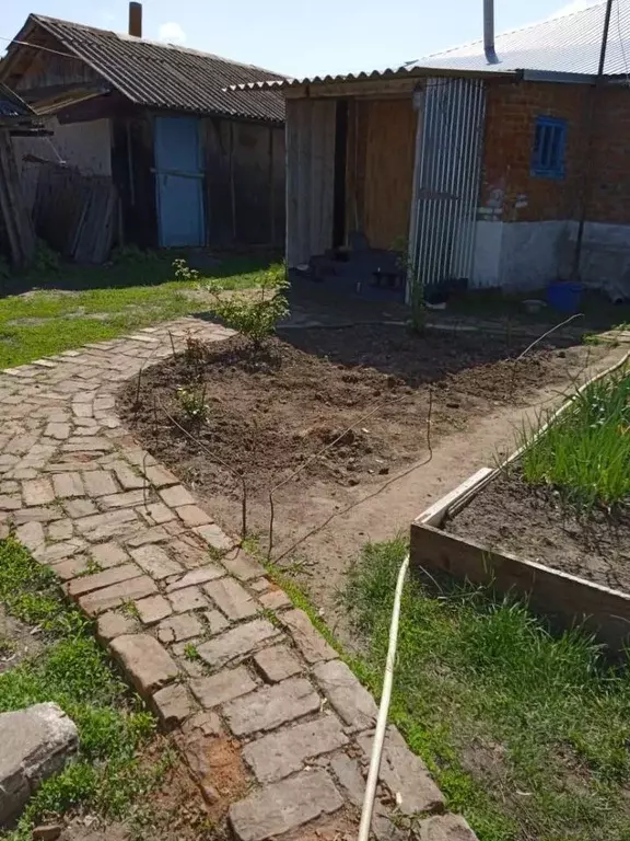 Дом в Саратовская область, Аткарский район, Озерное муниципальное ... - Фото 0