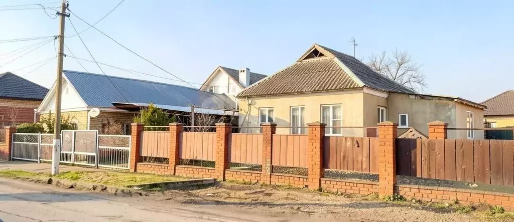 Дом в Краснодарский край, Славянск-на-Кубани Батарейная ул., 144 (57 ... - Фото 1