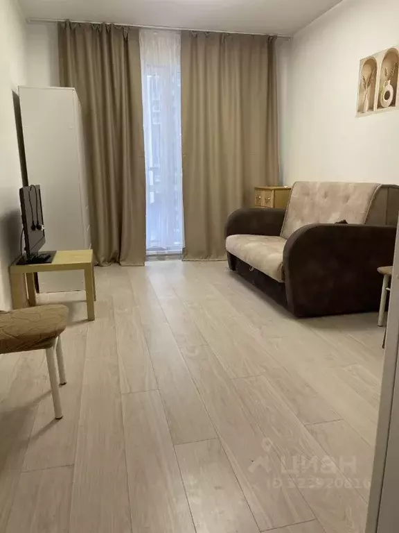 Студия Свердловская область, Екатеринбург ул. Зеленый Остров, 14 (23.0 ... - Фото 2