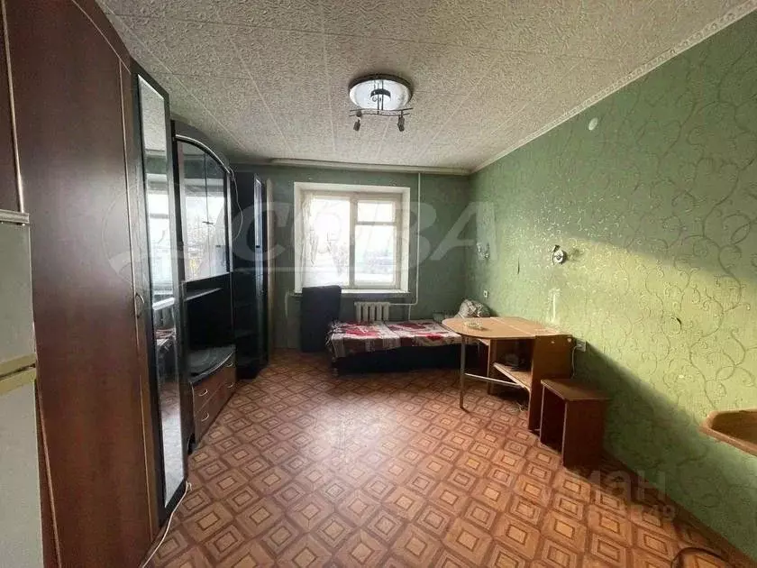 Комната Тюменская область, Тюмень ул. Республики, 214 (13.2 м) - Фото 1