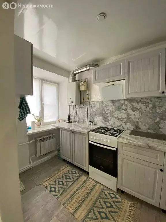 1-комнатная квартира: Бор, улица Махалова, 2 (26 м) - Фото 1