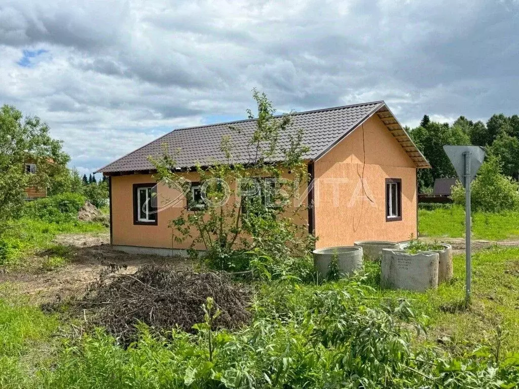 Дом в Тюменская область, Нижнетавдинский район, с. Тюнево Центральная ... - Фото 1