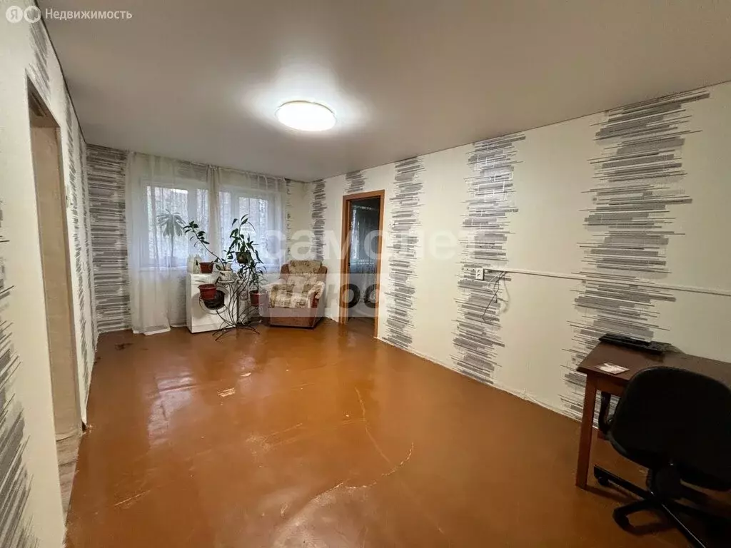 3-комнатная квартира: Златоуст, квартал имени А.М. Матросова, 2 (62 м) - Фото 2