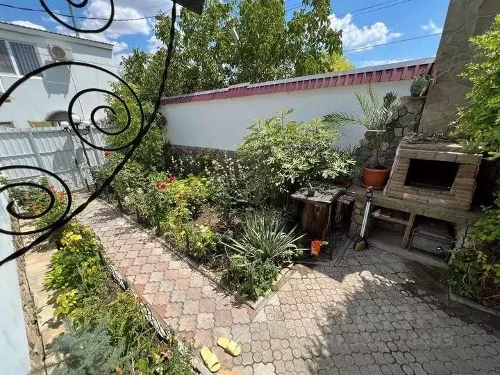 Дом в Крым, Евпатория ул. Некрасова (80 м) - Фото 2