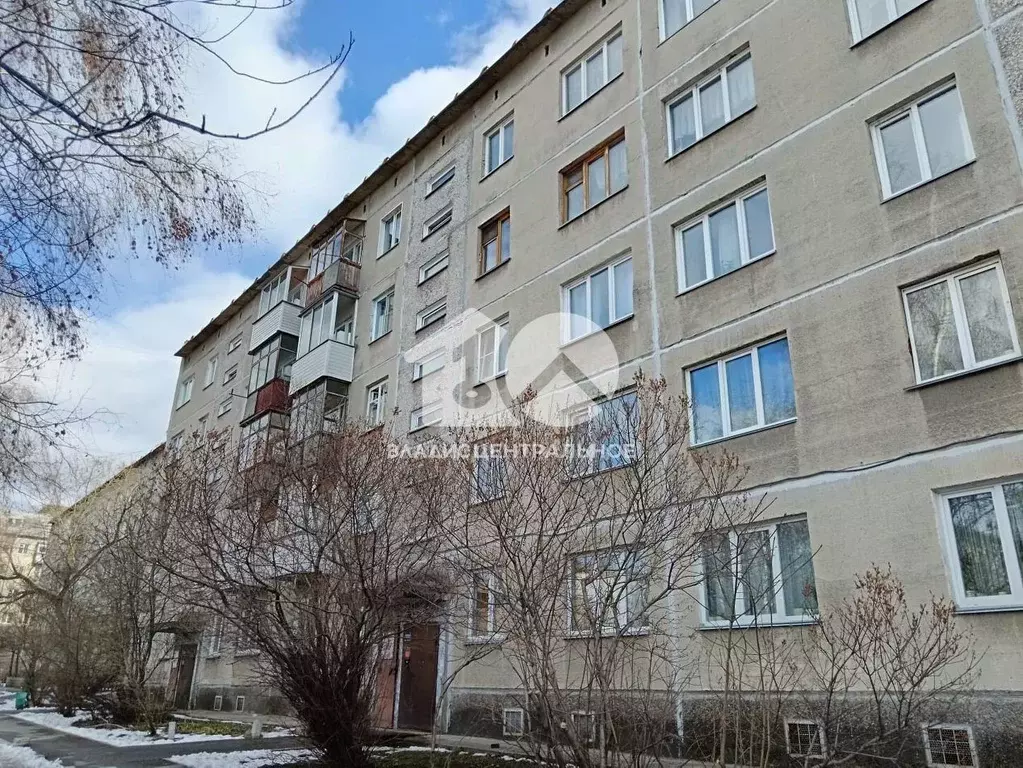 3-к кв. Новосибирская область, Новосибирск Степная ул., 43/1 (56.6 м) - Фото 0