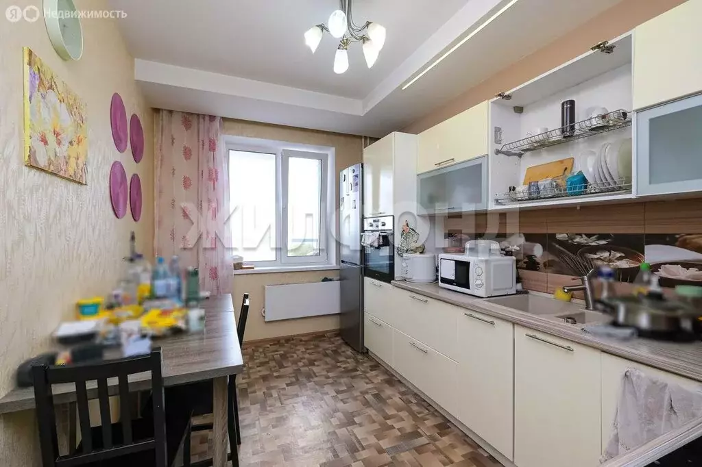 2-комнатная квартира: Новосибирск, улица Петухова, 156 (59.2 м) - Фото 0