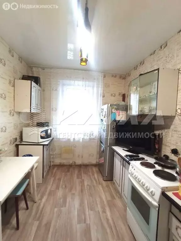 1-комнатная квартира: Набережные Челны, посёлок ЗЯБ, улица Аркылы, 3А ... - Фото 2