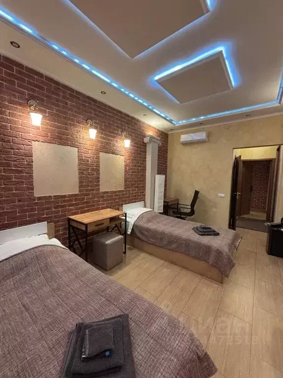 Комната Санкт-Петербург Старо-Петергофский просп., 8Г - Фото 1