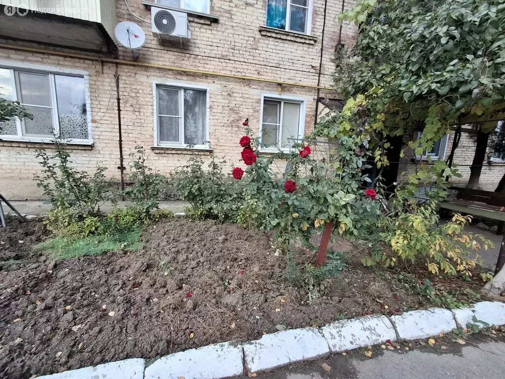 Квартира-студия: Абинск, Пионерская улица, 62 (60 м) - Фото 1