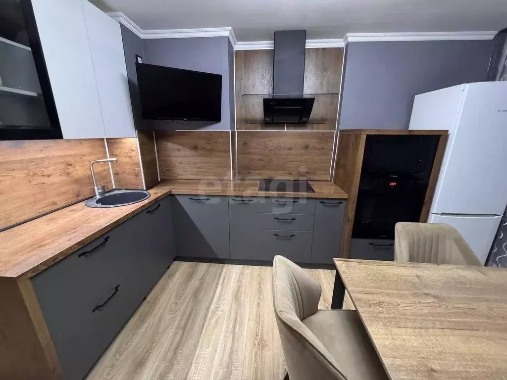 2-к кв. Мордовия, Саранск Севастопольская ул., 9Б (56.6 м) - Фото 1