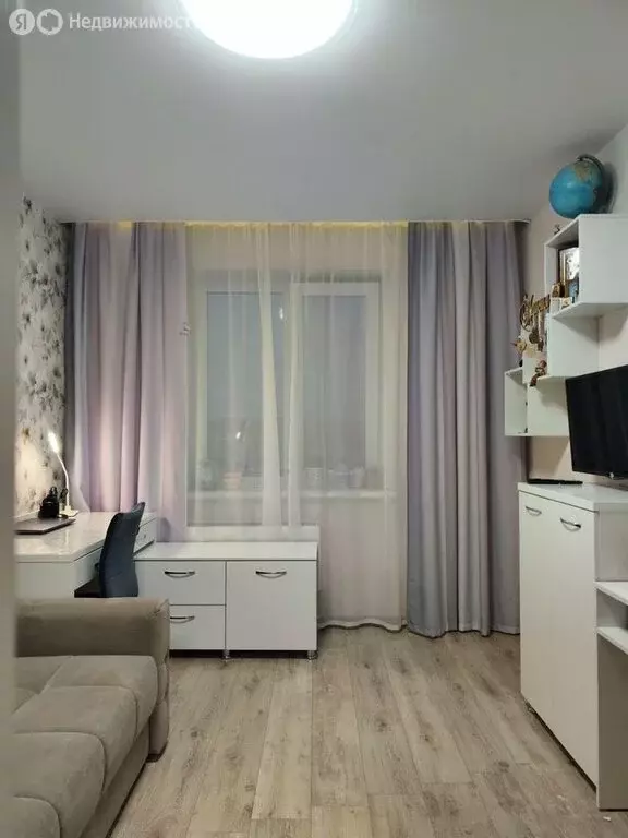 3-комнатная квартира: Томск, микрорайон Солнечный, улица Обручева, 8 ... - Фото 2