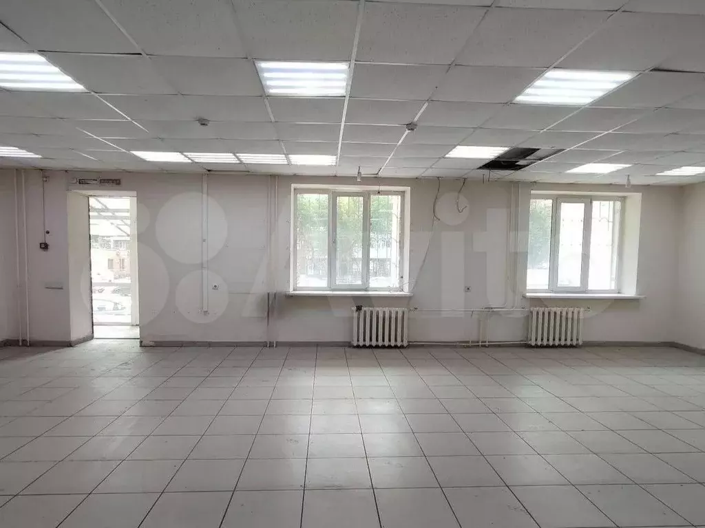 Помещение свободного назначения 120,9 м на первой линии - Фото 1