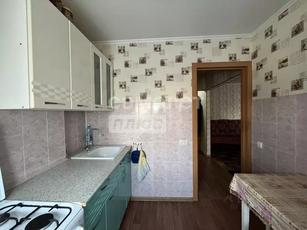 3-к кв. Омская область, Омск Городок Нефтяников мкр, ул. Тварковского, ... - Фото 2