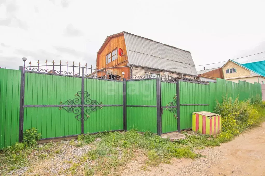 Дом в Бурятия, Иволгинский район, Сотниковское с/пос, с. Сотниково, ... - Фото 1