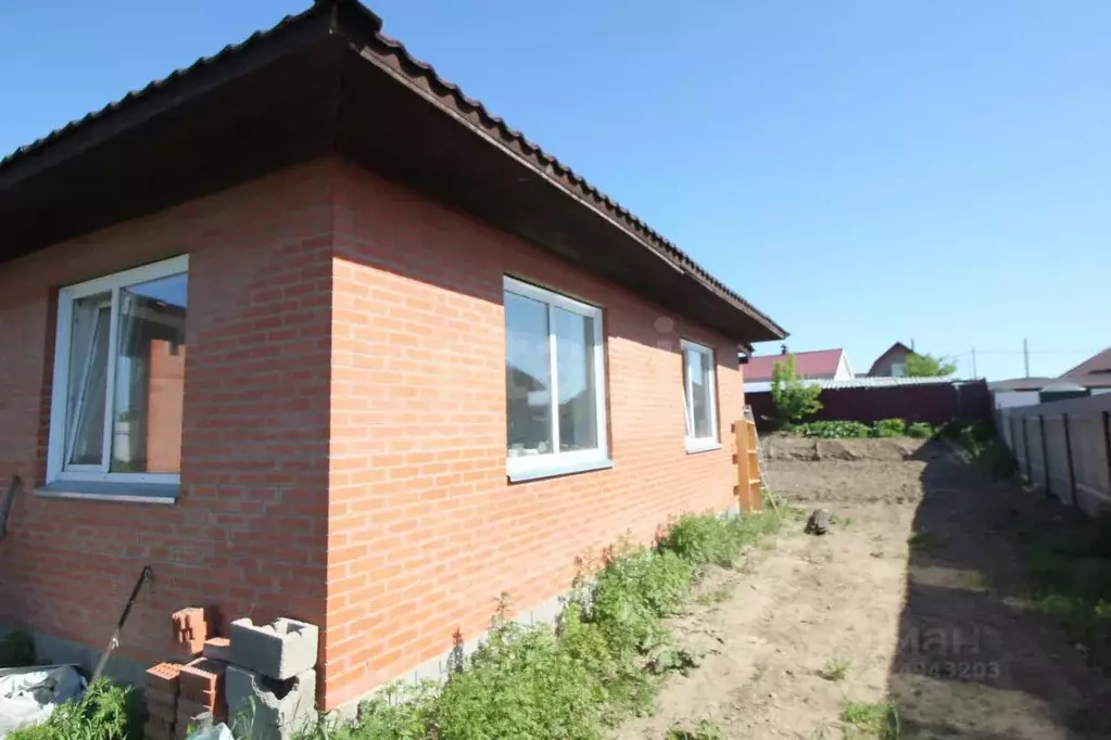 Дом в Красноярский край, Сосновоборский муниципальный округ, с. ... - Фото 1