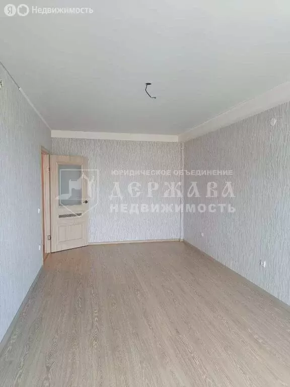 1-комнатная квартира: Междуреченск, улица Лукиянова, 4А (42 м) - Фото 0