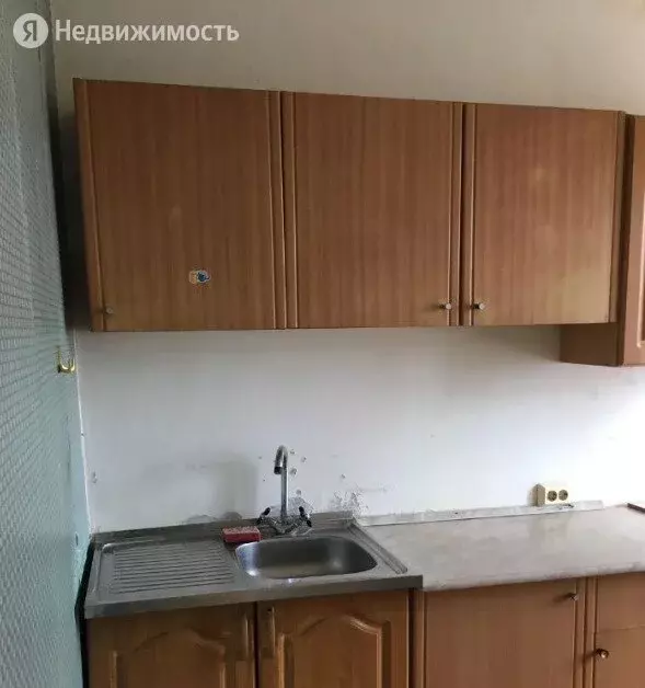 3-комнатная квартира: Смоленск, улица Попова, 121 (75 м) - Фото 0