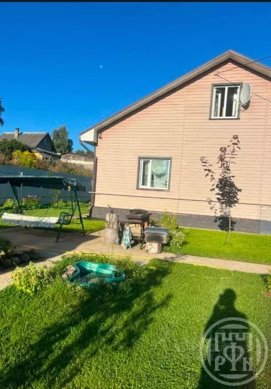 Дом в Ленинградская область, Лужский район, Заклинское с/пос, д. ... - Фото 1