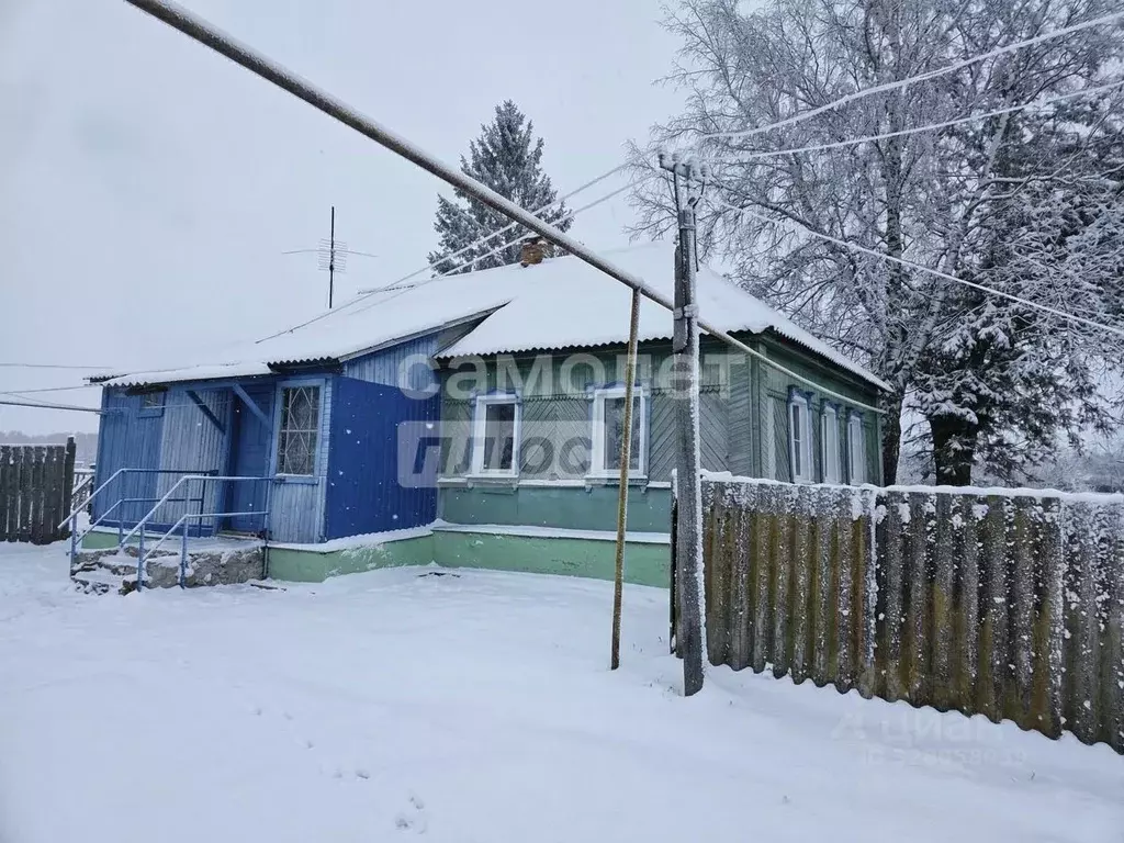 Дом в Курская область, Медвенский район, Вышнереутчанский сельсовет, ... - Фото 1