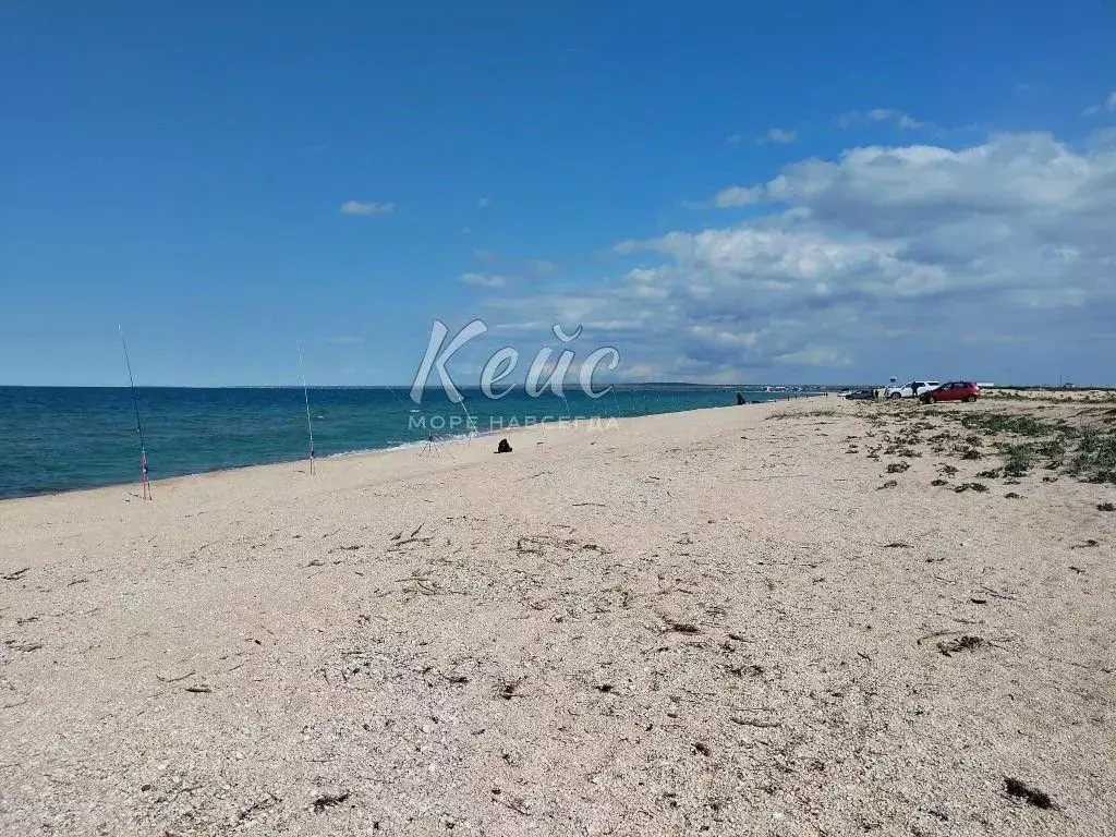 Участок в Крым, Ленинский район, Семисотское с/пос, с. Каменское  (6.0 ... - Фото 1
