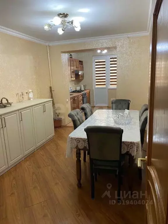 3-к кв. Северная Осетия, Владикавказ ул. Братьев Щукиных, 63к3 (95.0 ... - Фото 1
