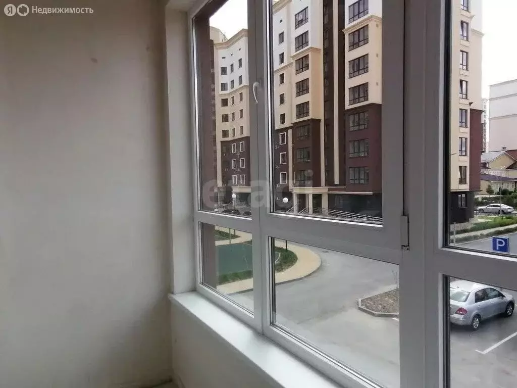 3-комнатная квартира: село Мирное, улица Крымской Весны, 13к1 (86 м) - Фото 1