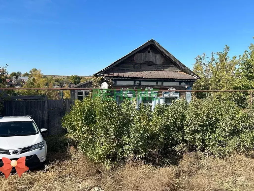 Дом в Саратовская область, Базарно-Карабулакский район, Максимовское ... - Фото 0